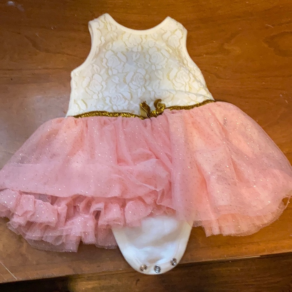 Girls 6-9 month bundle